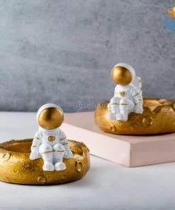 Bigsmall_hmk Astronaut Ashtray All Of It