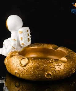 Bigsmall_hmk Astronaut Ashtray All Of It