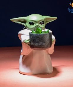 Big Daddy Baby Yoda Decorative Planter