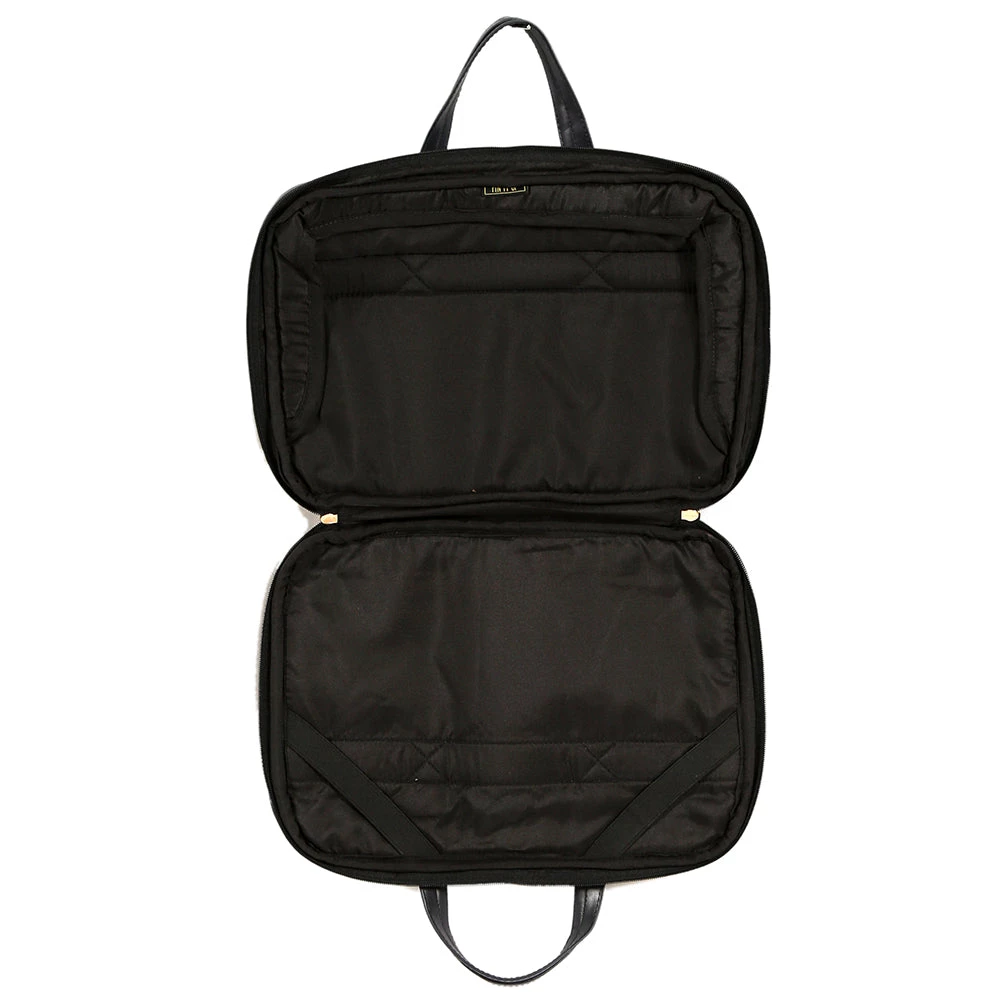 Bigsmall_piu All Of It Trendy Girl Laptop Sleeve