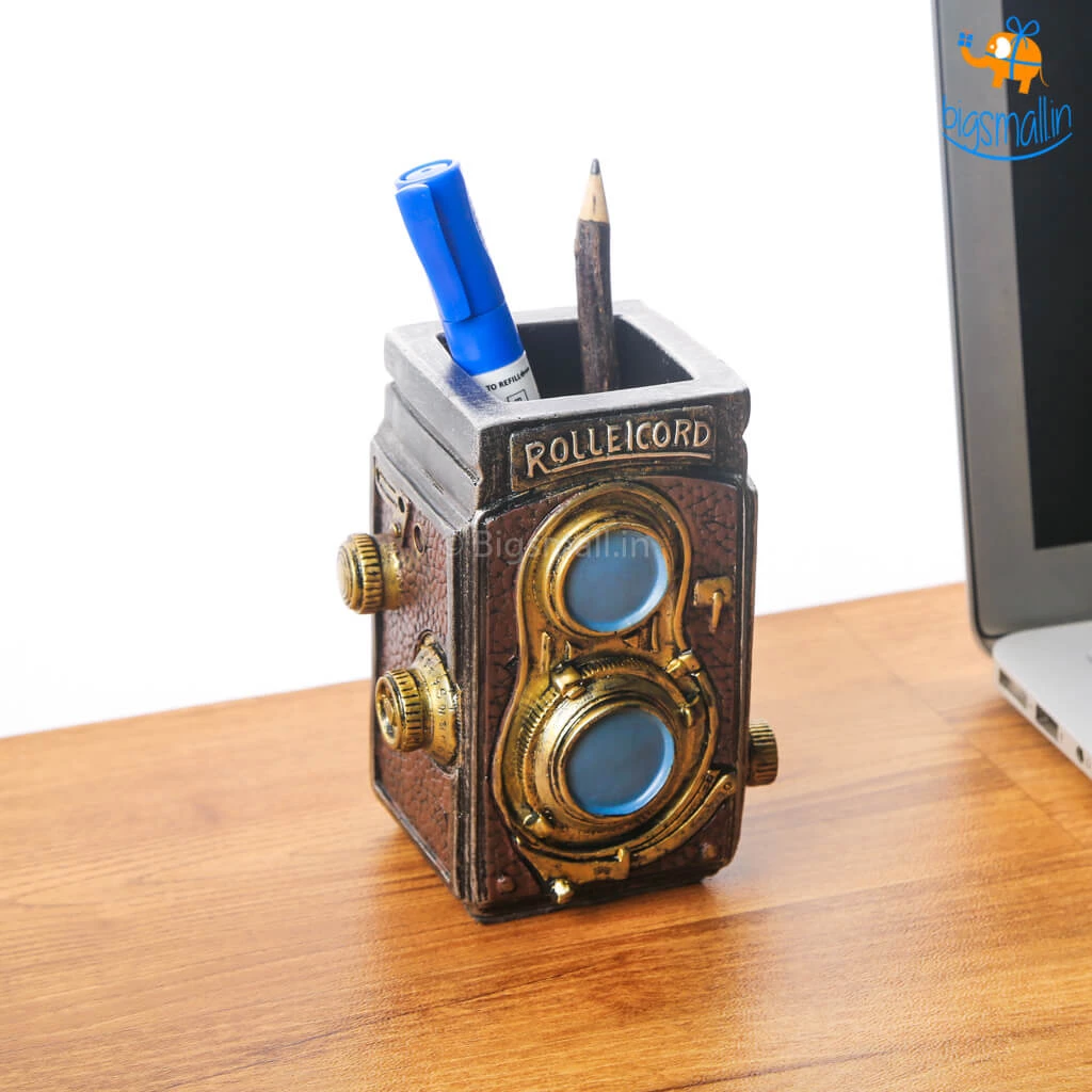 Vinny Y Vintage Camera Pen Holder