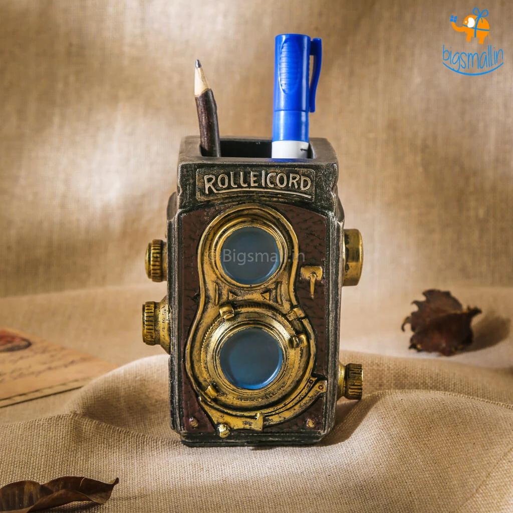 Vinny Y Vintage Camera Pen Holder