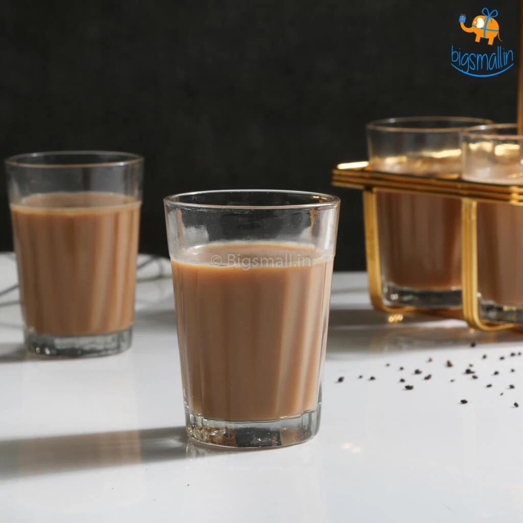 Devnow Cutting Chai Glasses With Holder - Set Of 4