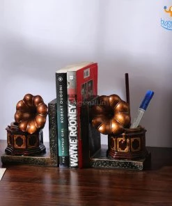 Vinny Y Vintage Gramophone Bookends With Pen Stand