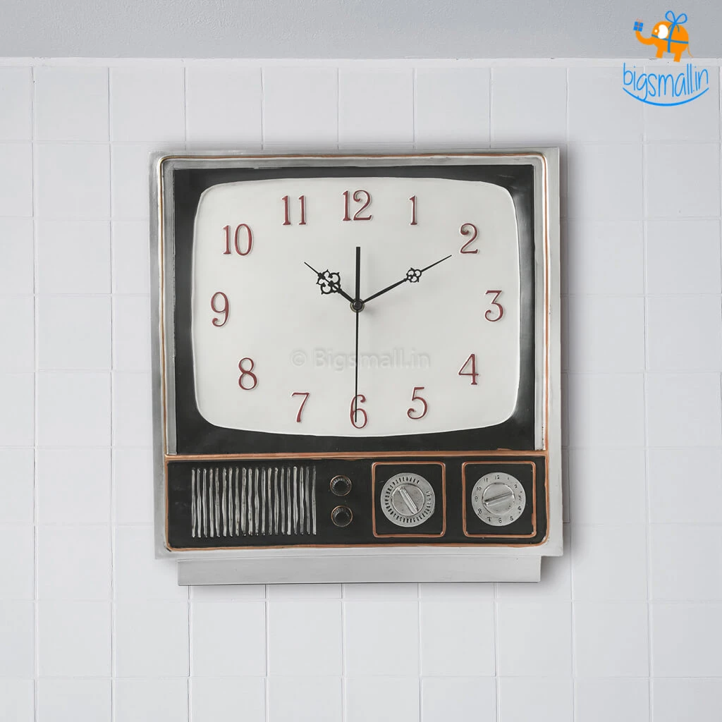 Vinny Y All Of It Retro TV Shaped Wall Clock