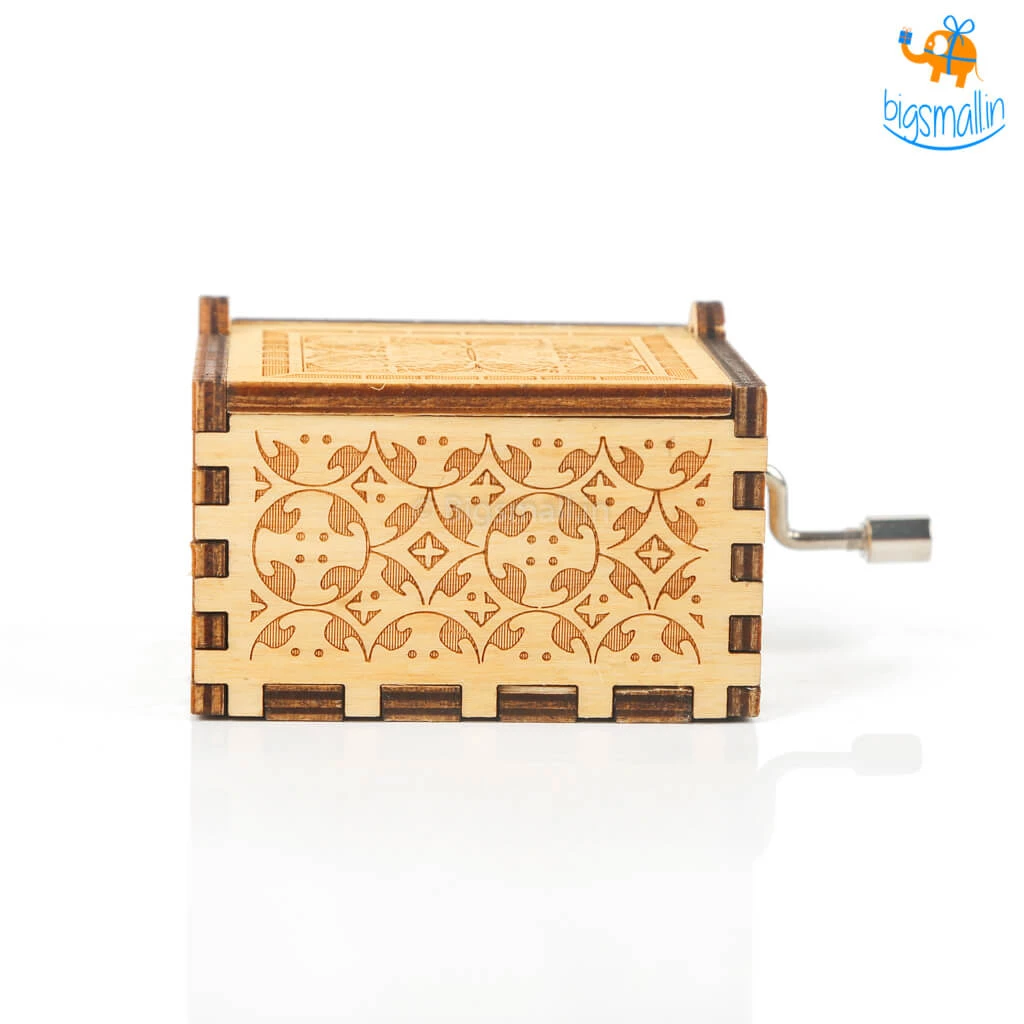 AmyLi All Of It Jurassic Park Wooden Music Box