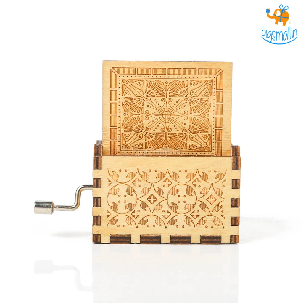 AmyLi All Of It Jurassic Park Wooden Music Box