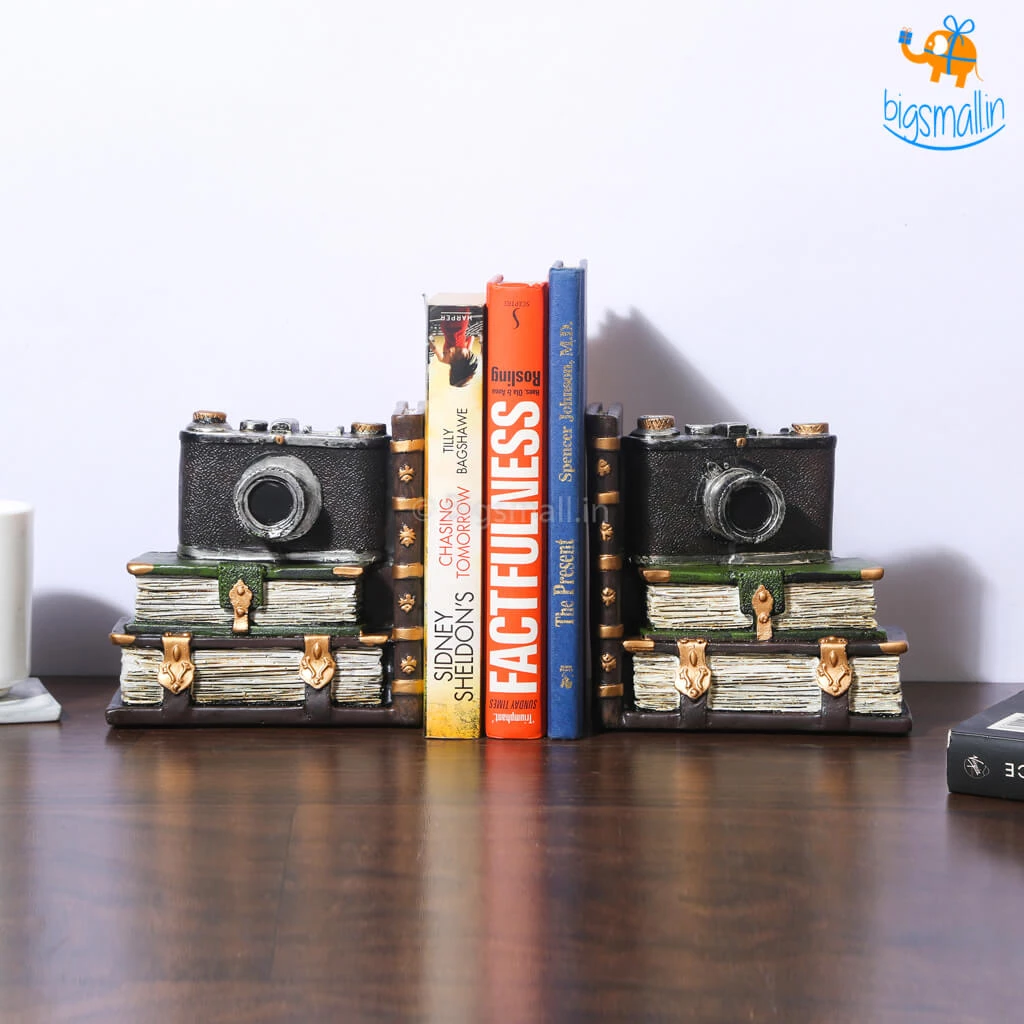 Vinny Y Retro Camera Bookends All Of It