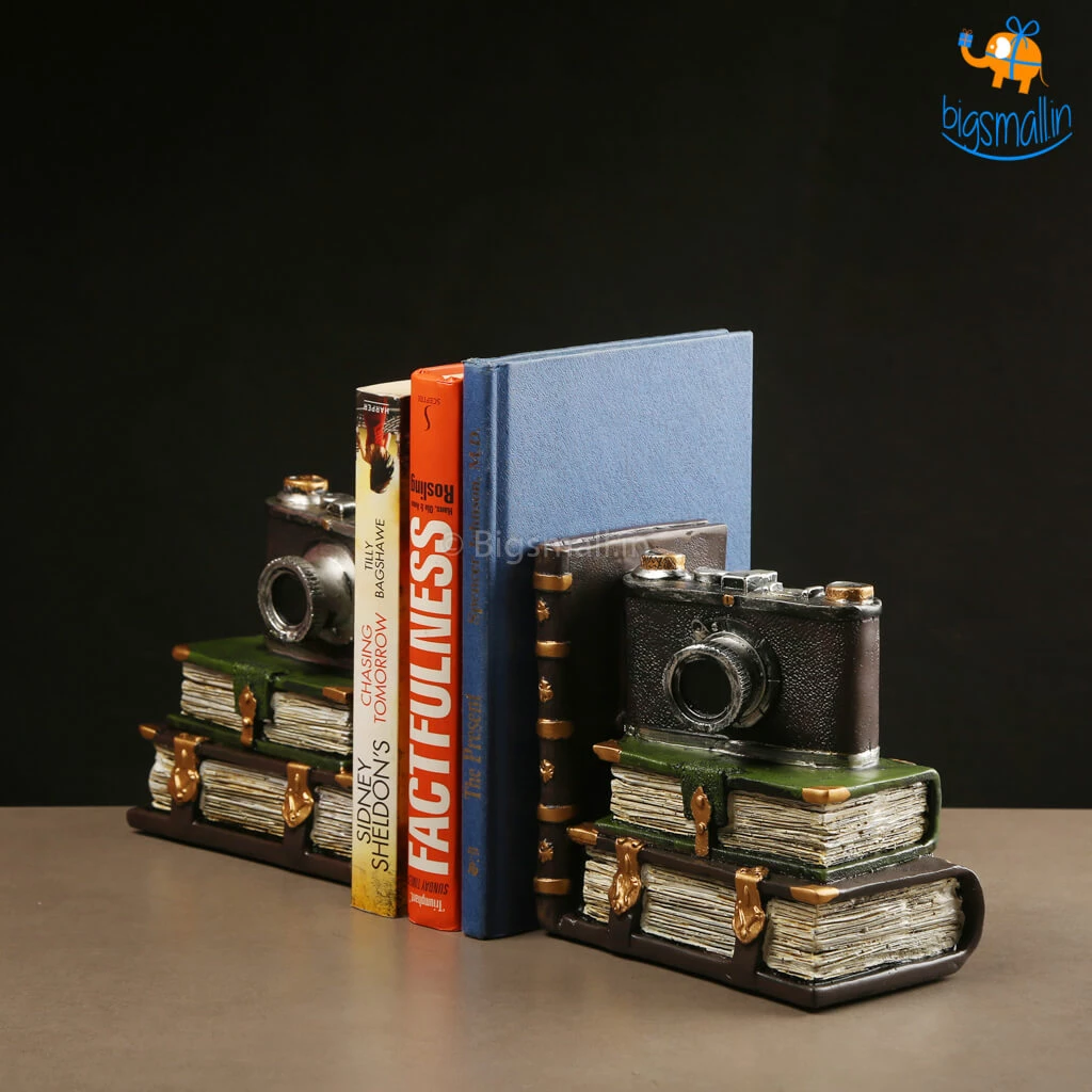 Vinny Y Retro Camera Bookends All Of It