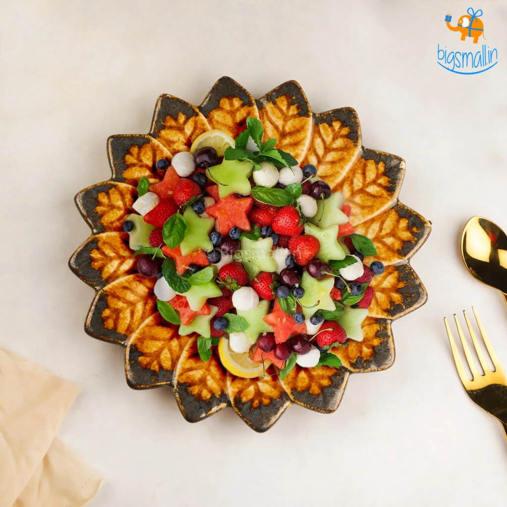 Fancy All Of It Sunflower Shaped Handmade Ceramic Plate