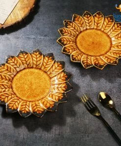 Fancy All Of It Sunflower Shaped Handmade Ceramic Plate