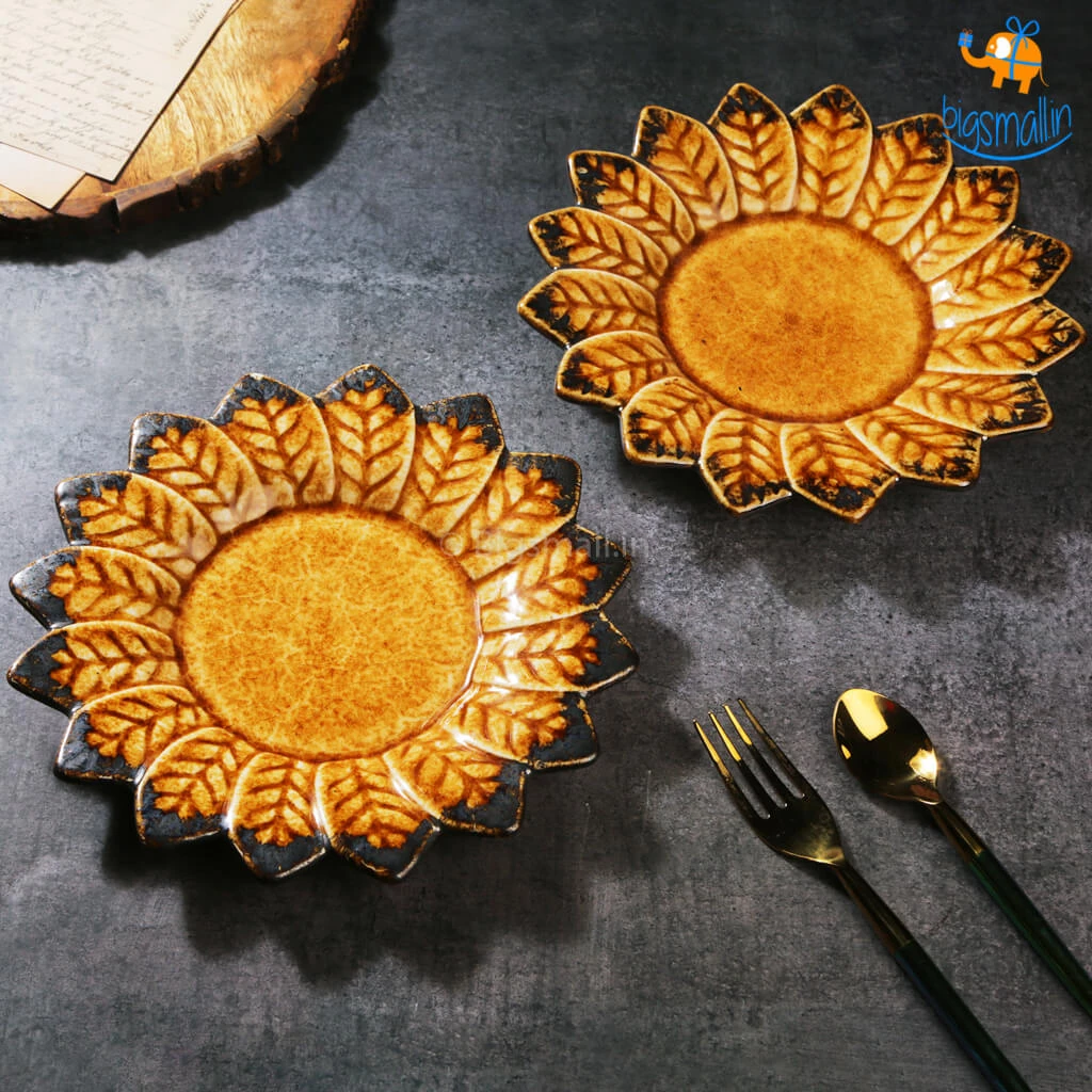 Fancy All Of It Sunflower Shaped Handmade Ceramic Plate