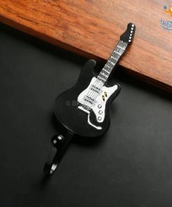 Vinny Y Guitar Shaped Wall Hooks - Set Of 3