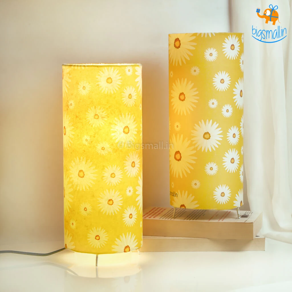 Ascetic Sale Daisy Cylindrical Table Lamp
