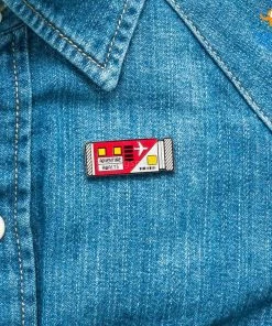 Bigsmall_piu Adventure Awaits Lapel Pin