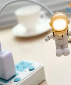 AmyLi Astronaut USB Night Light Father's Day