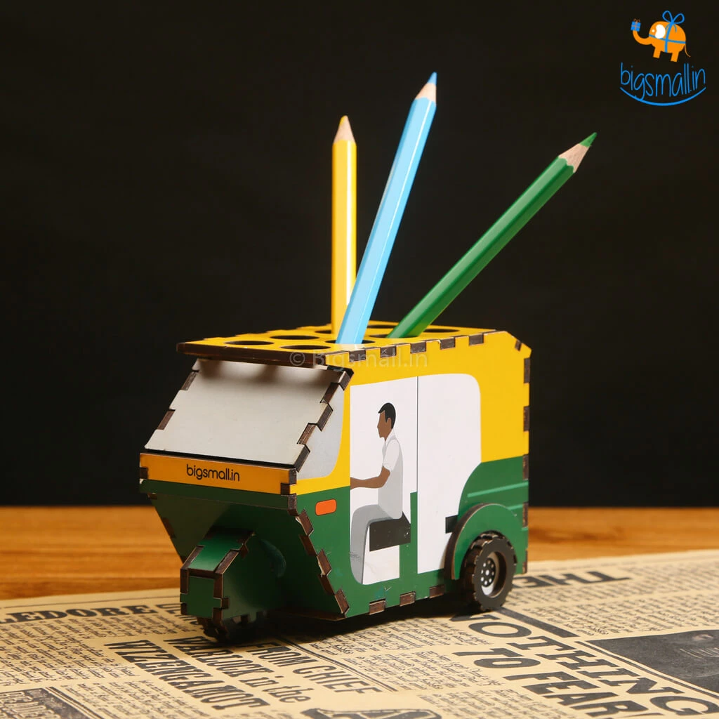 Ascetic Auto Rickshaw Pen Stand Father's Day