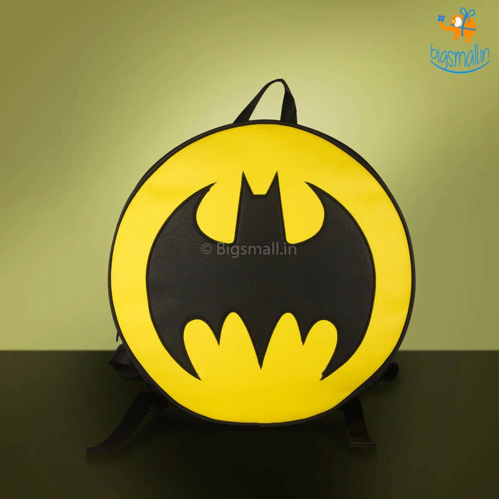 Bigsmall_hmk Batman Logo Round Backpack All Of It