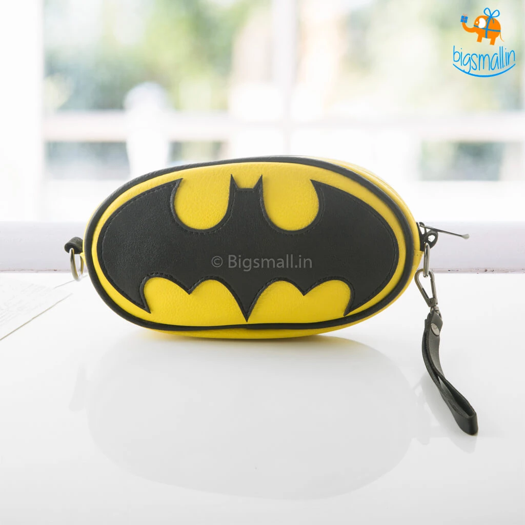 Bigsmall_hmk Batman Bag With Sling All Of It