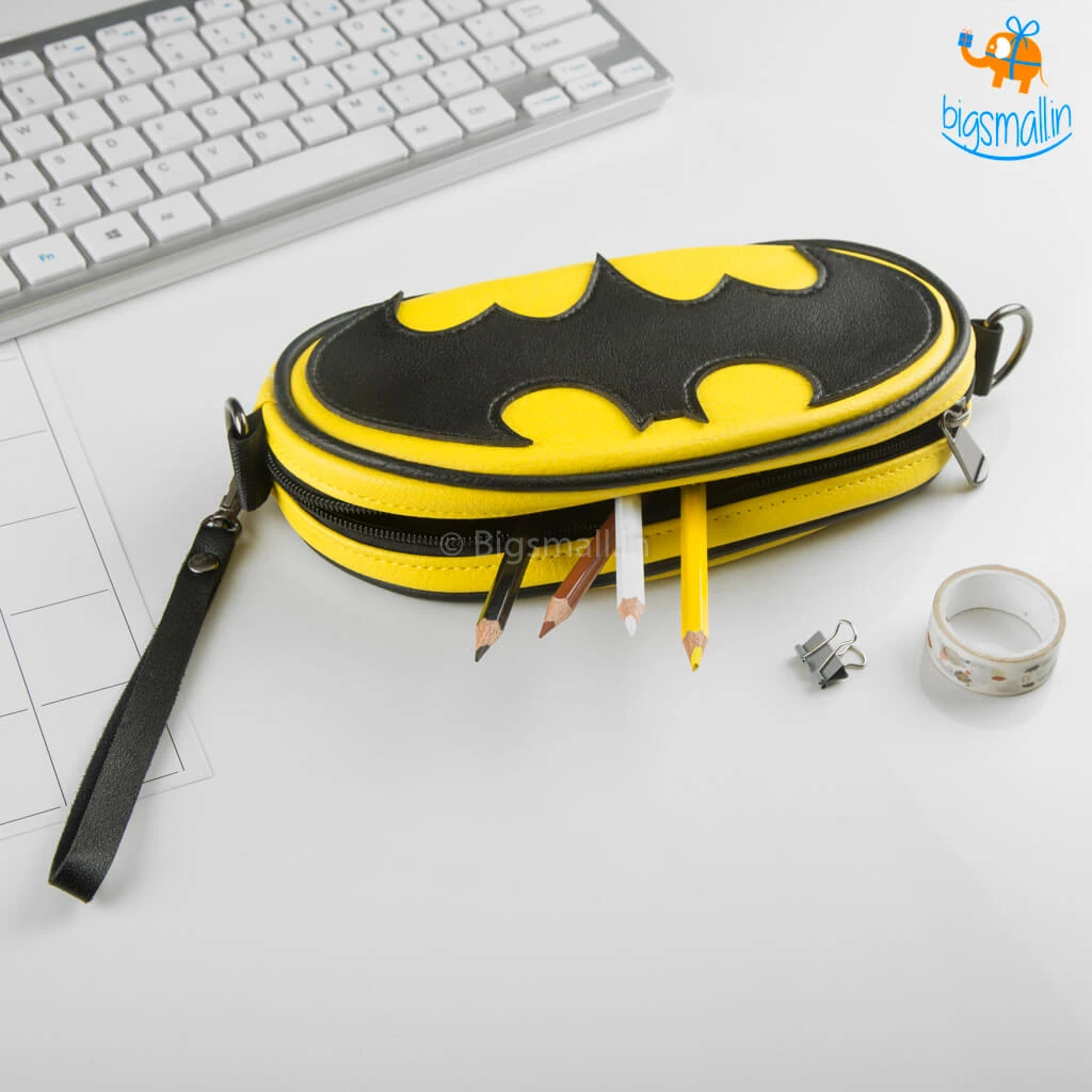 Bigsmall_hmk Batman Bag With Sling All Of It