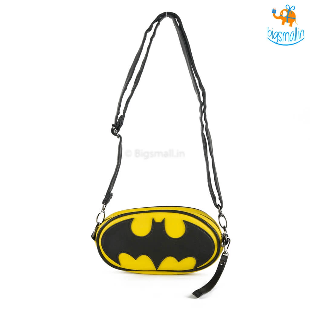Bigsmall_hmk Batman Bag With Sling All Of It