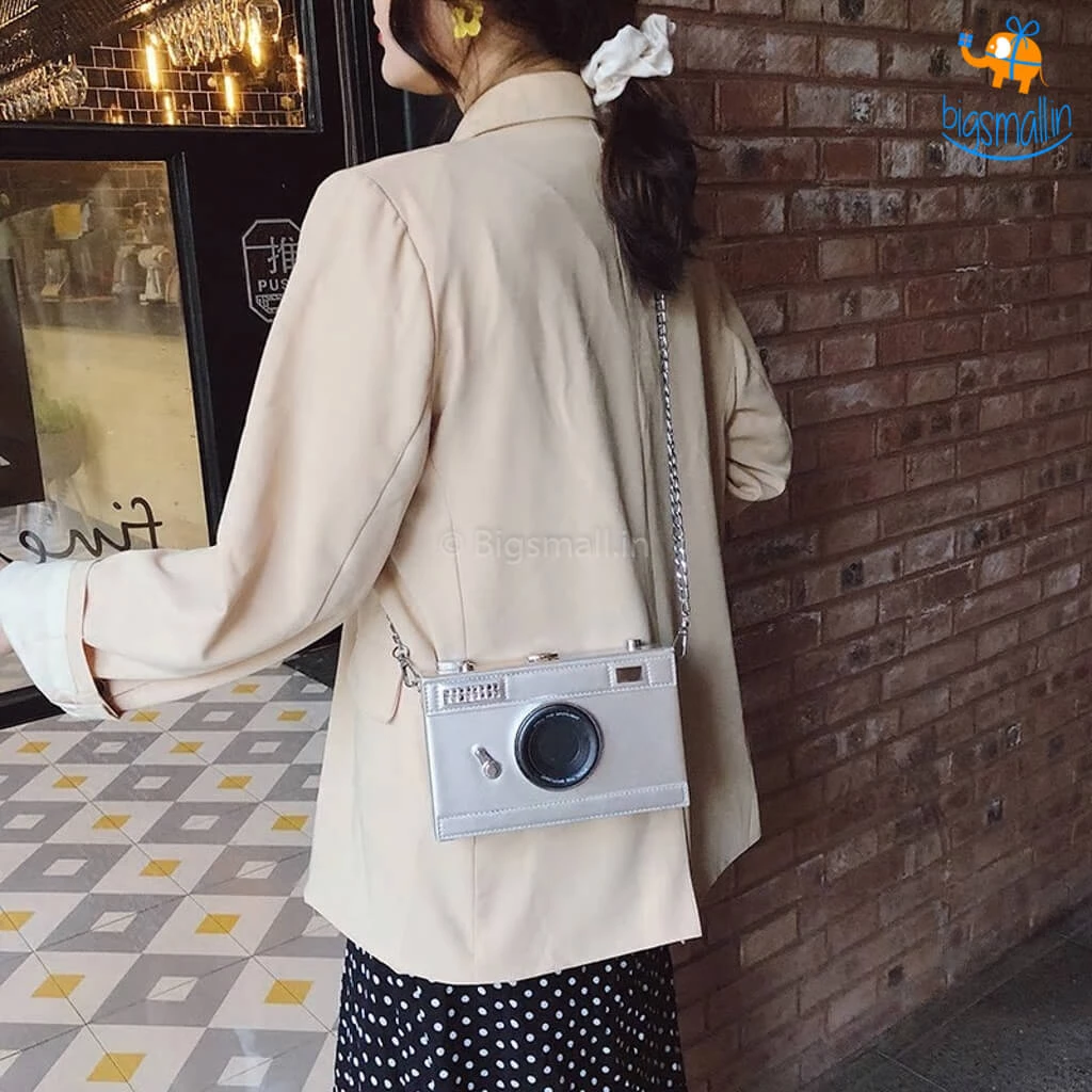 Coral Tree All Of It Camera Shaped Clutch Bag