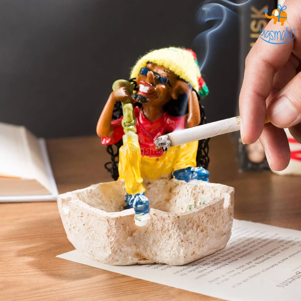 Vinny Y Bob Marley Ashtrays