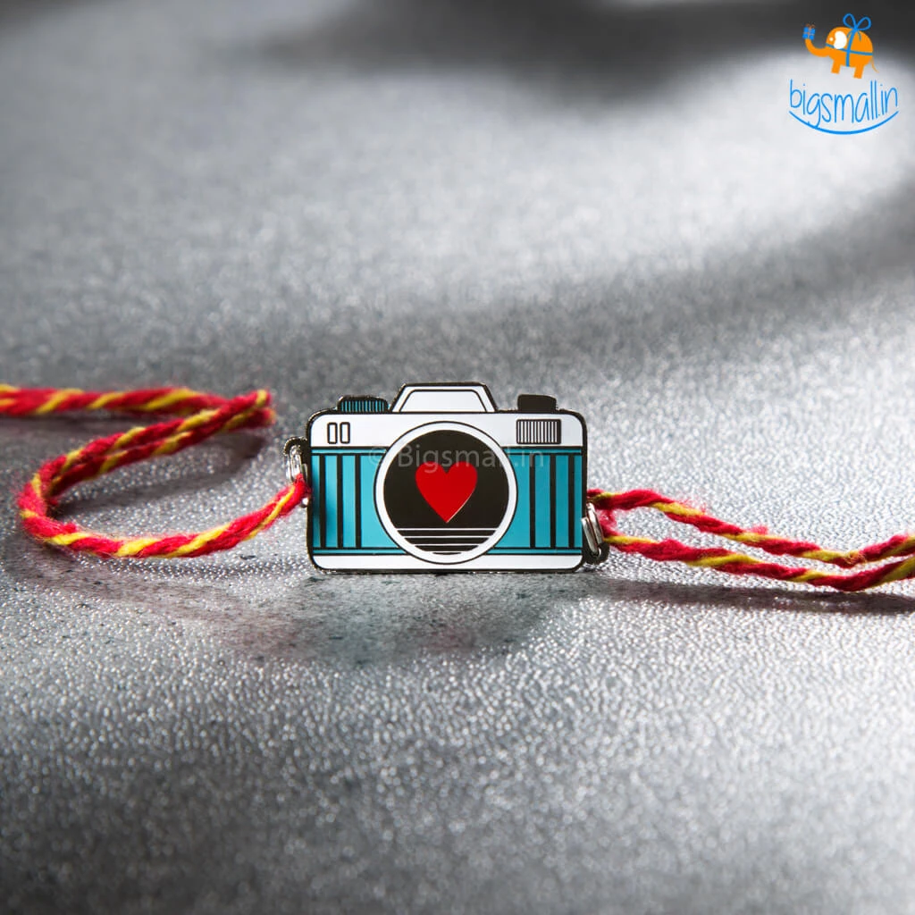 Bigsmall_piu Camera Bhai Rakhi