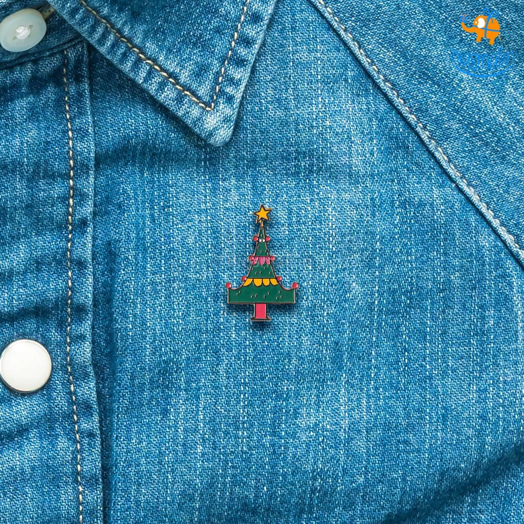 Bigsmall_piu Christmas Lapel Pin All Of It