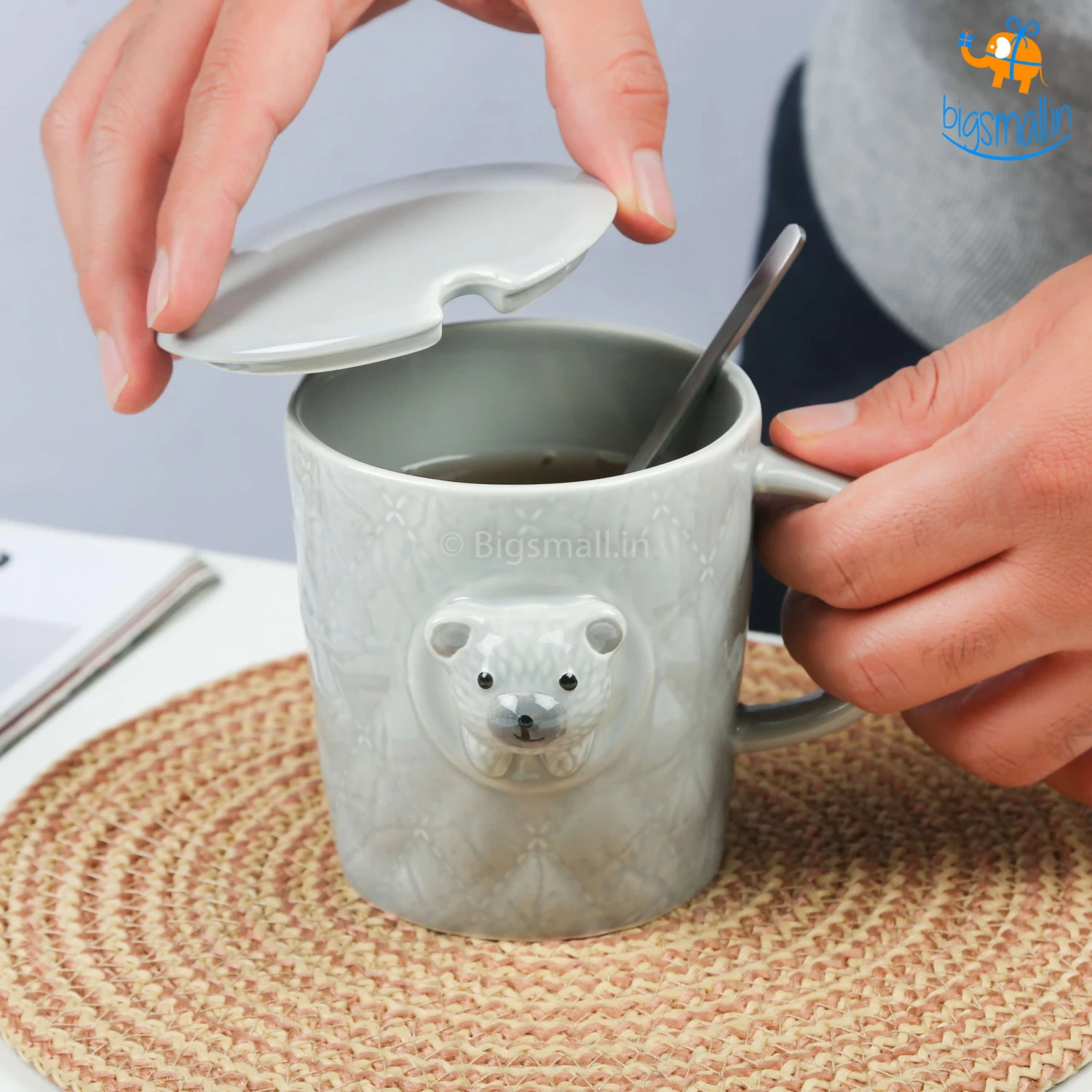 Bigsmall 3D Bear Mug With Lid & Spoon