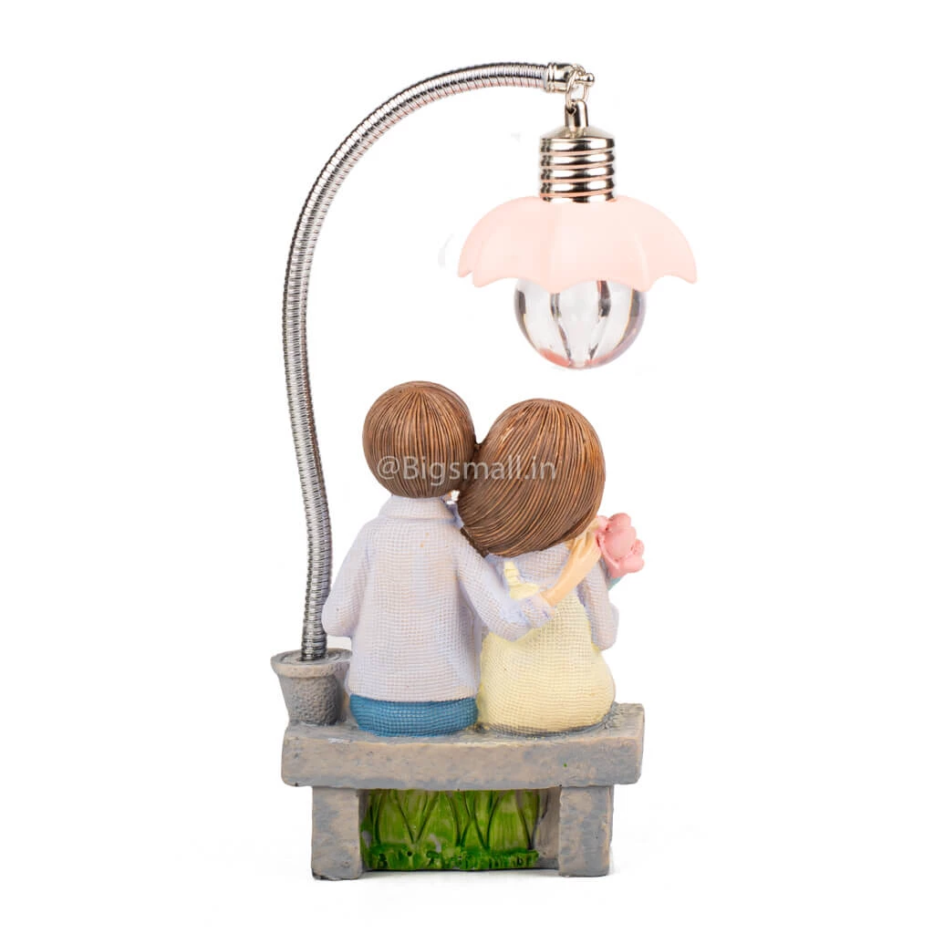 Big Daddy Couple On A Bench Table Lamp New