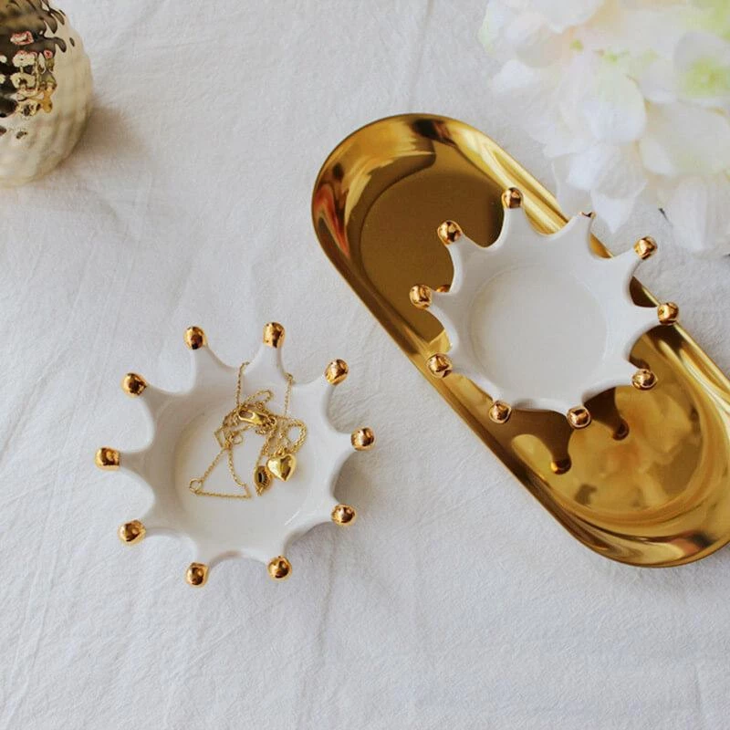 Mugga Corporate Queen Jewellery Holder