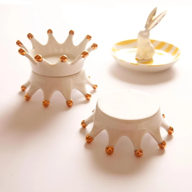 Mugga Corporate Queen Jewellery Holder