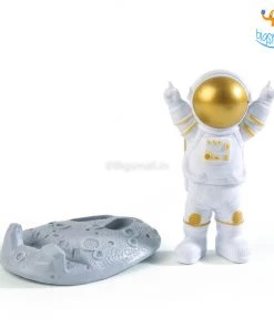 Big Daddy Dancing Space Man Phone Holder