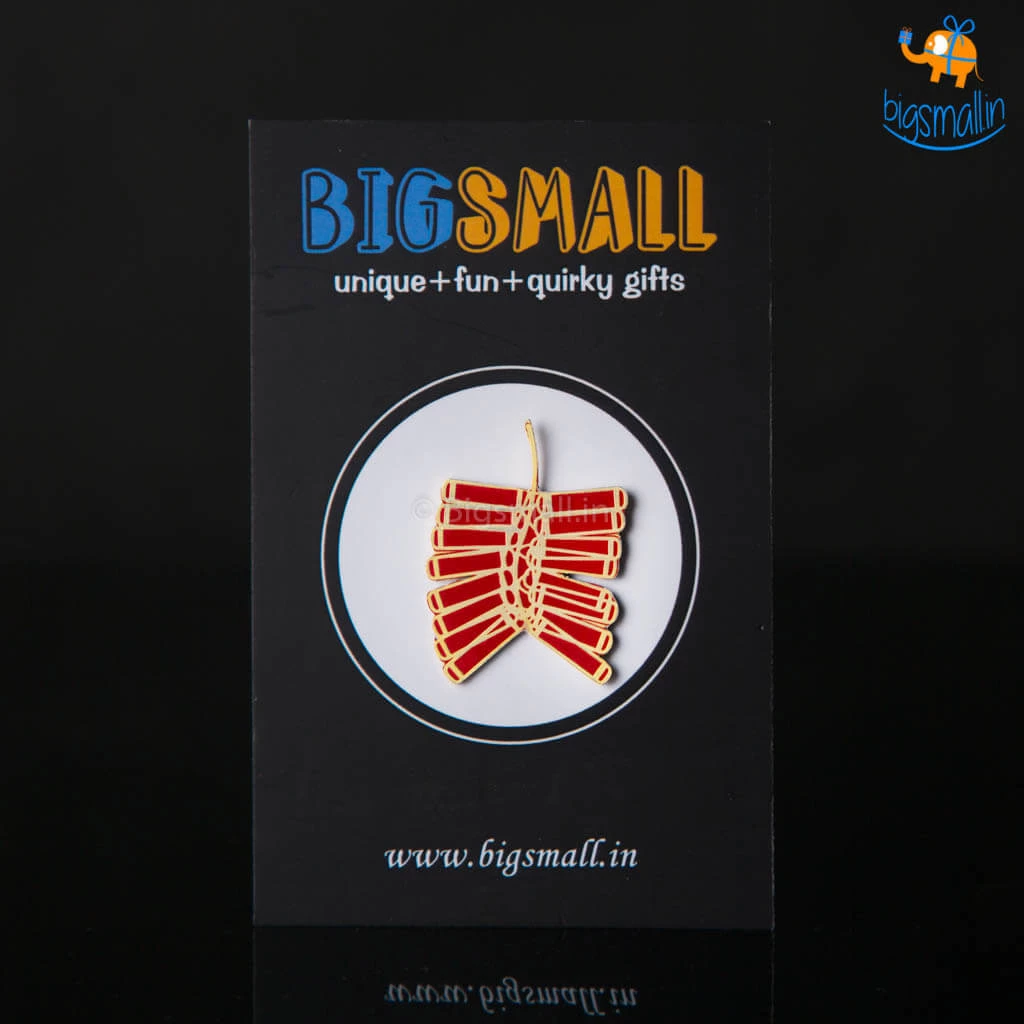 Bigsmall_piu Diwali Lapel Pin