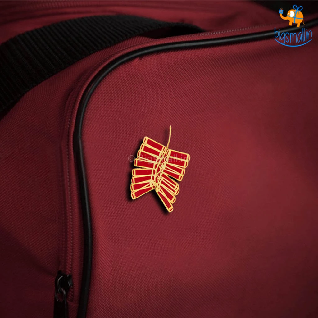 Bigsmall_piu Diwali Lapel Pin