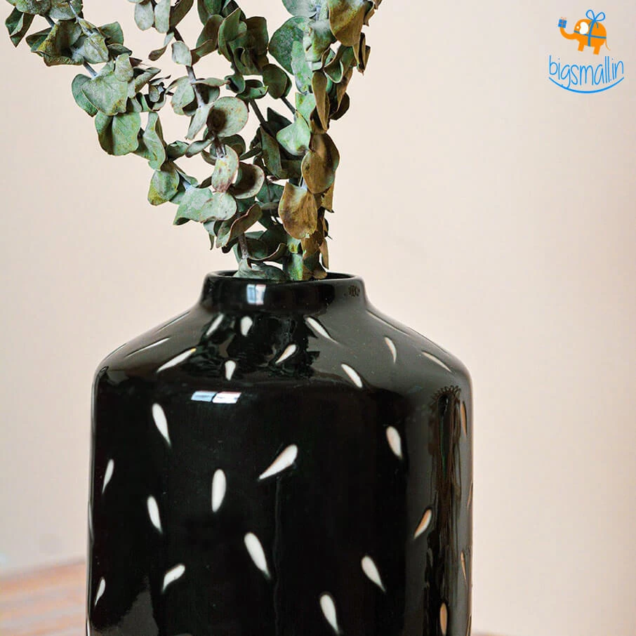 Hollyhock All Of It Eclipse Black Glaze Vase
