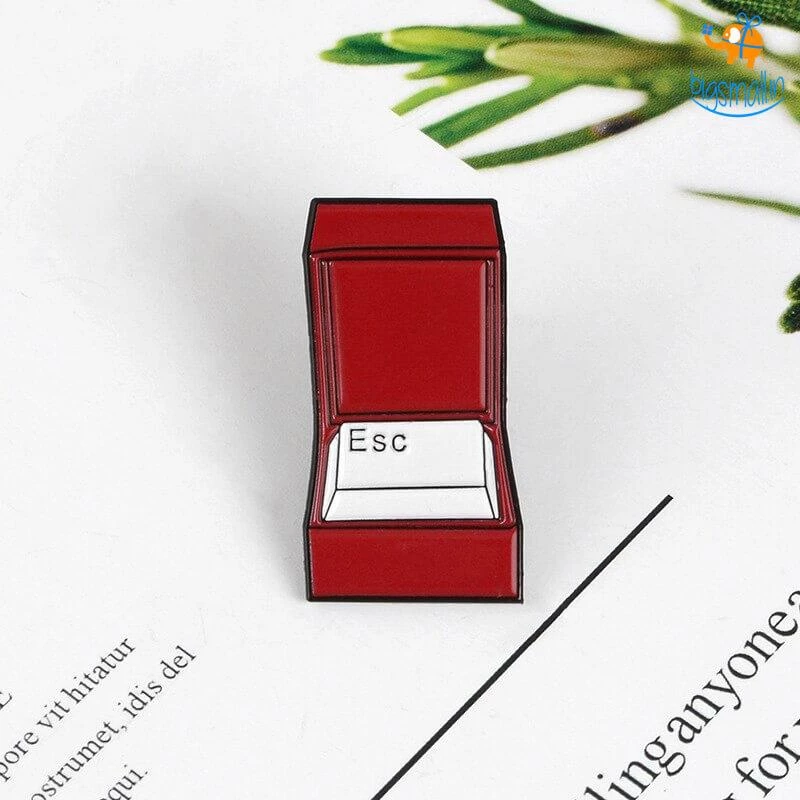 Bigsmall_piu Escape Metallic Lapel Pin All Of It