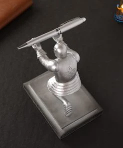 Mugga Executive Knight Pen Holder