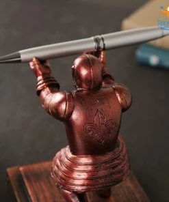 Mugga Executive Knight Pen Holder
