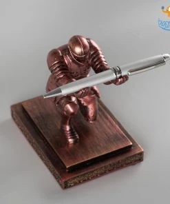 Mugga Executive Knight Pen Holder