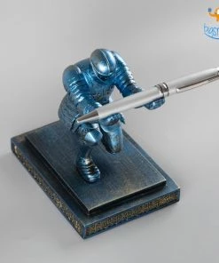 Mugga Executive Knight Pen Holder