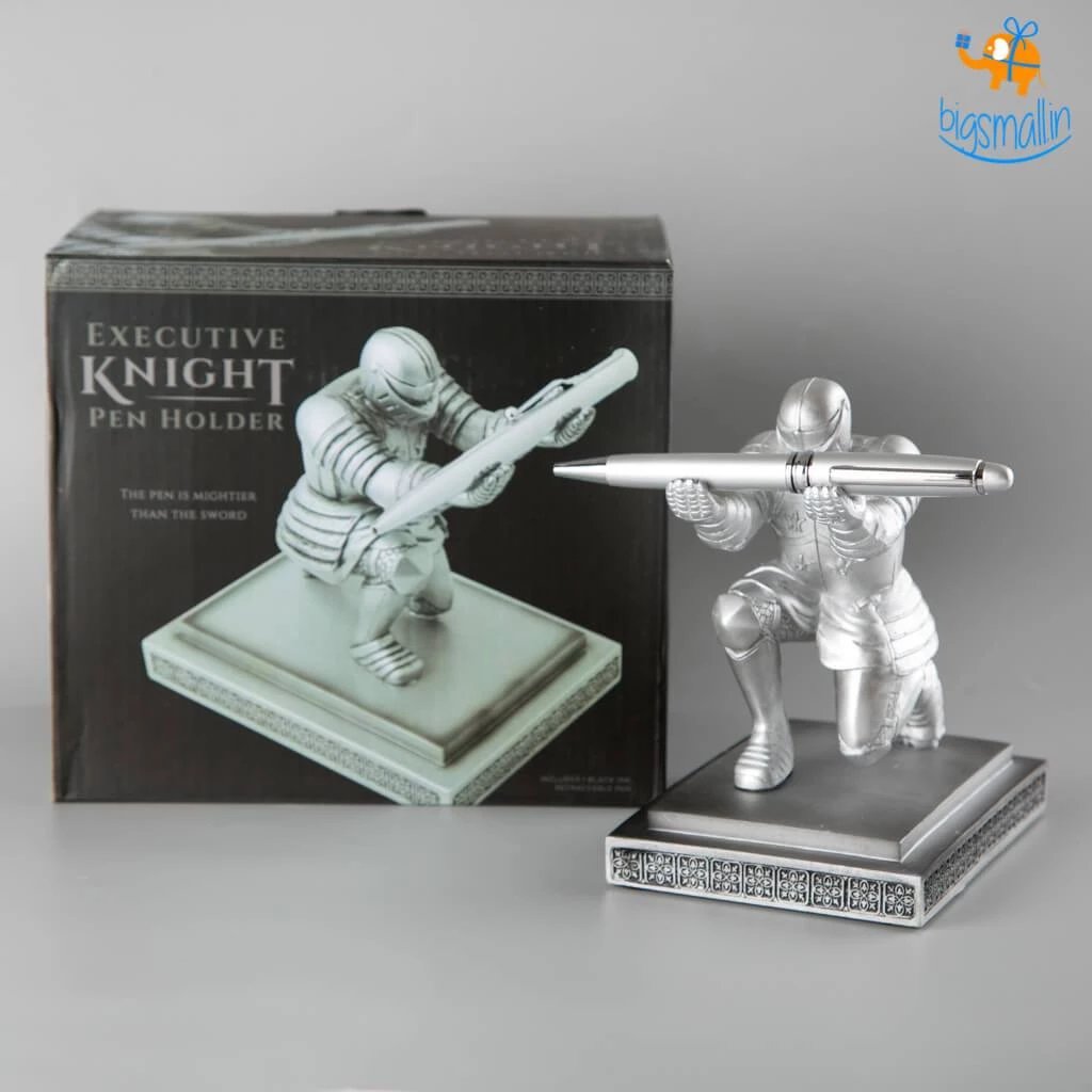 Mugga Executive Knight Pen Holder