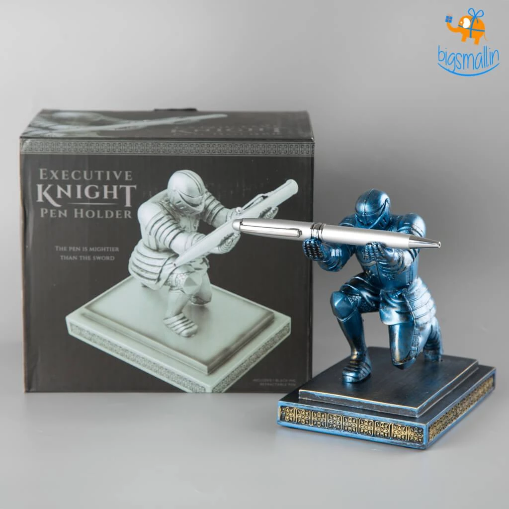 Mugga Executive Knight Pen Holder