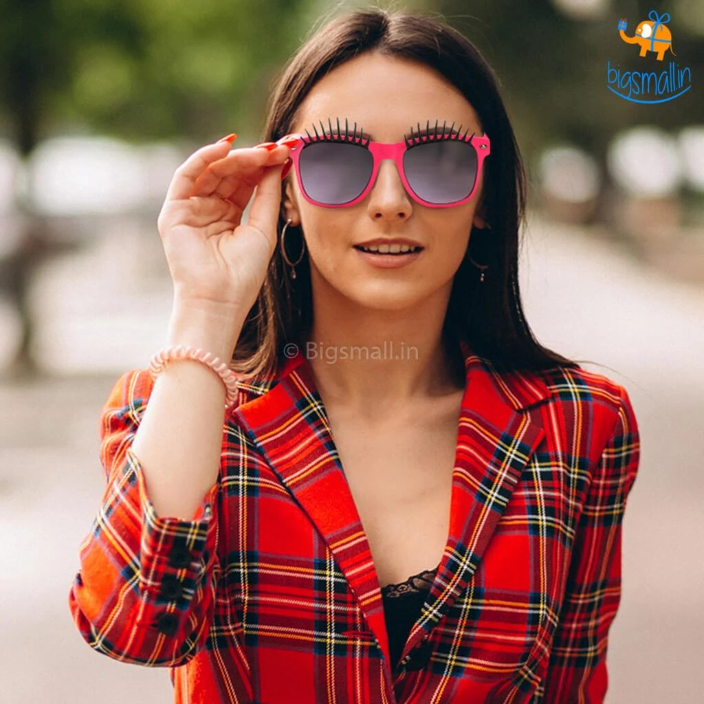 AmyLi Sunglasses With Eye Lashes All Of It