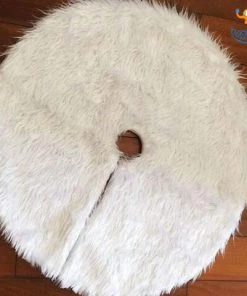 Coral Tree All Of It Faux Fur Christmas Tree Mat