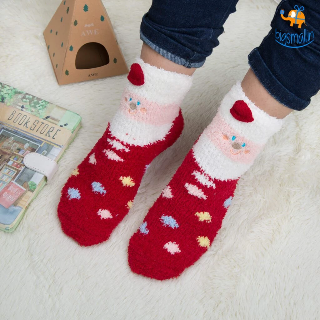 VinnyC Fluffy Christmas Socks
