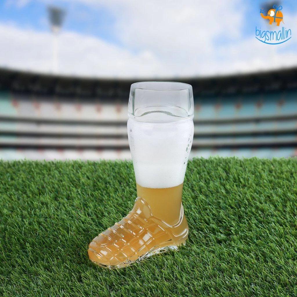 Devnow Football Shoe Mug