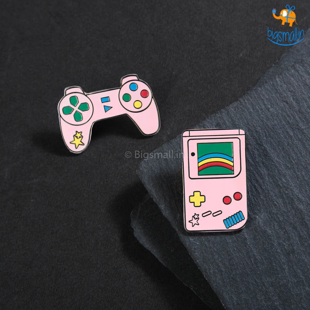 Bigsmall_piu Gamer Metallic Lapel Pins - Set Of 2