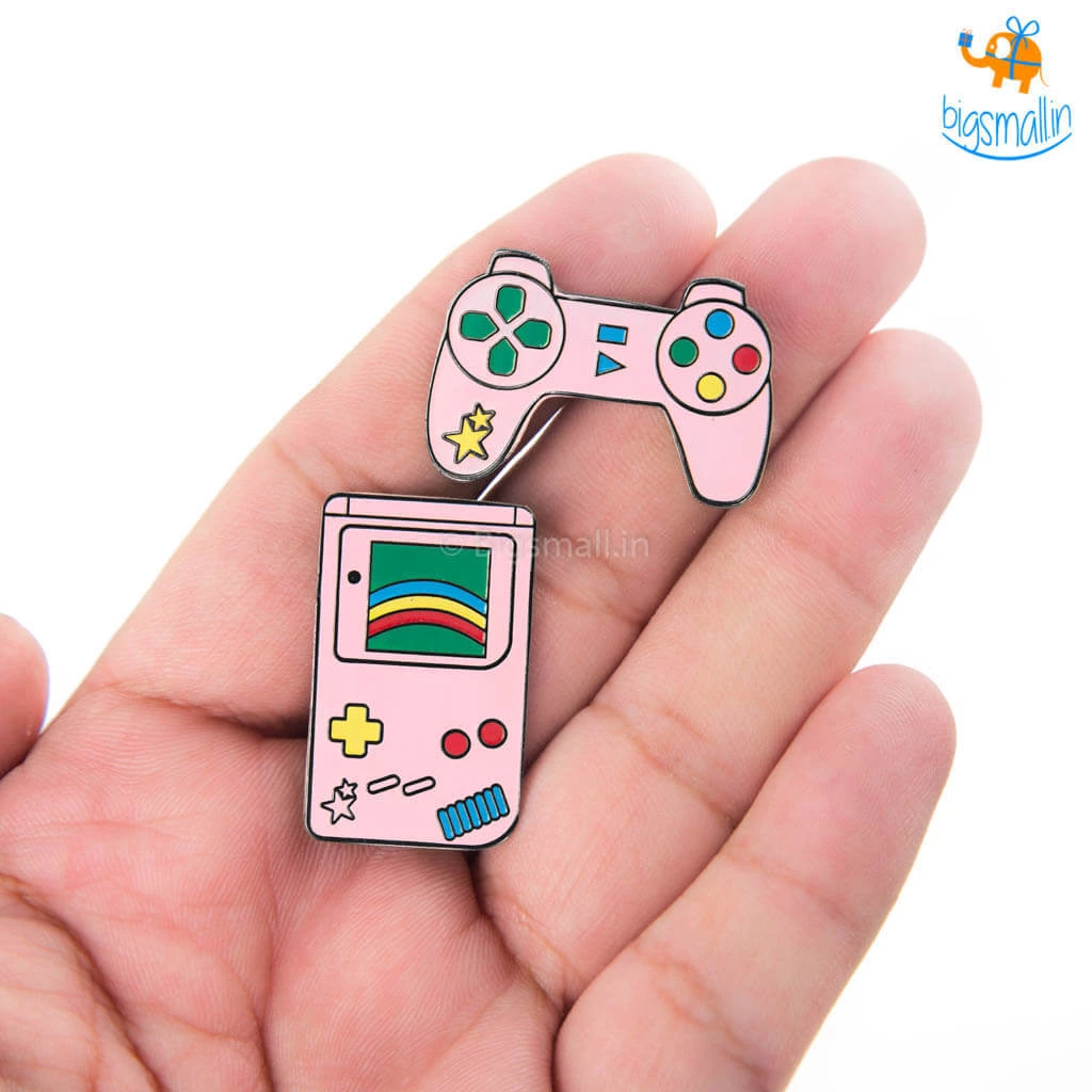 Bigsmall_piu Gamer Metallic Lapel Pins - Set Of 2
